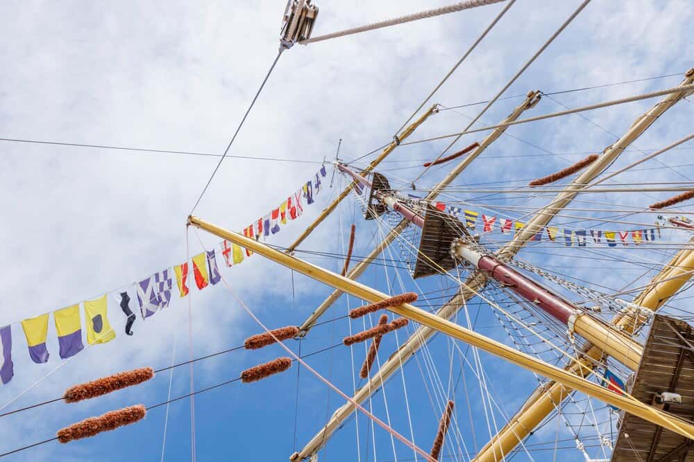 Red Bull Up The Mast