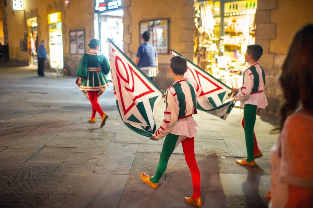 Actuaci贸n de Banda de Gaites Naranco