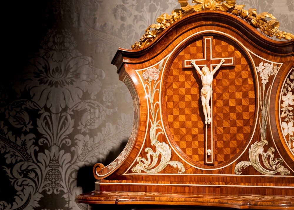 Oficios y Vía Crucis de Viernes Santo