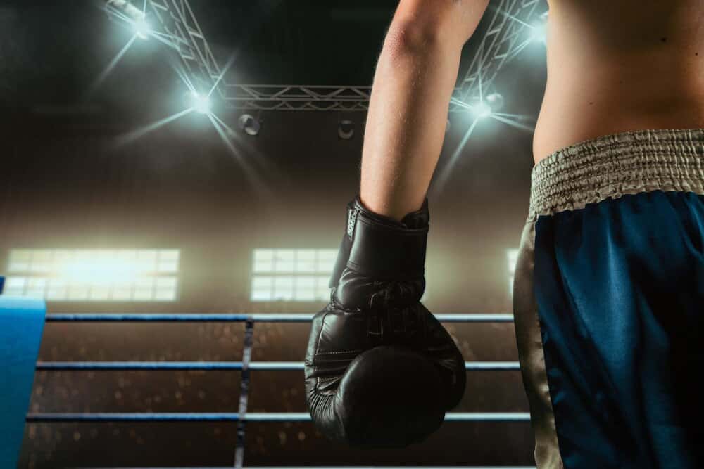 Defensa del cinturón europeo de peso superligero: Jon Fernández vs Somay Bilal