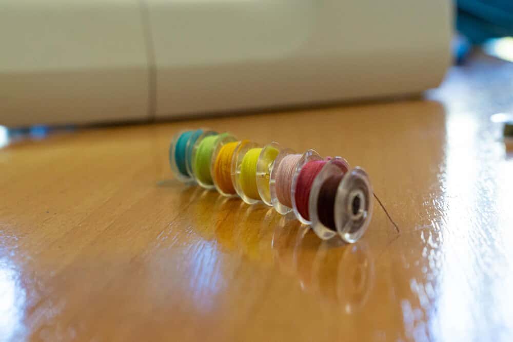 Taller de tufting para crear un mini tapiz