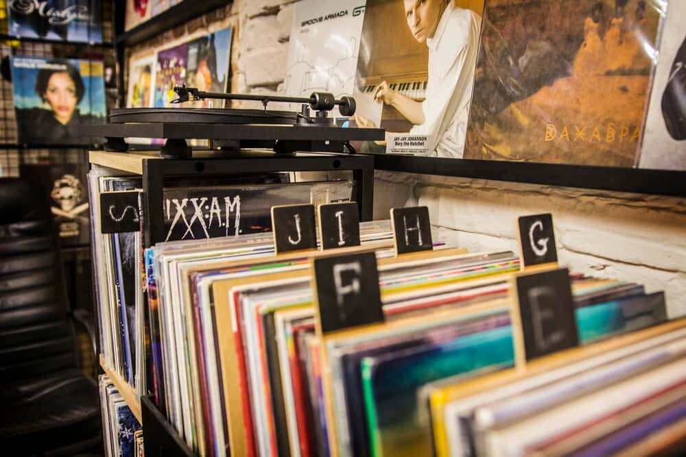 7Pulgadas en A Coruña: tienda de vinilos y música