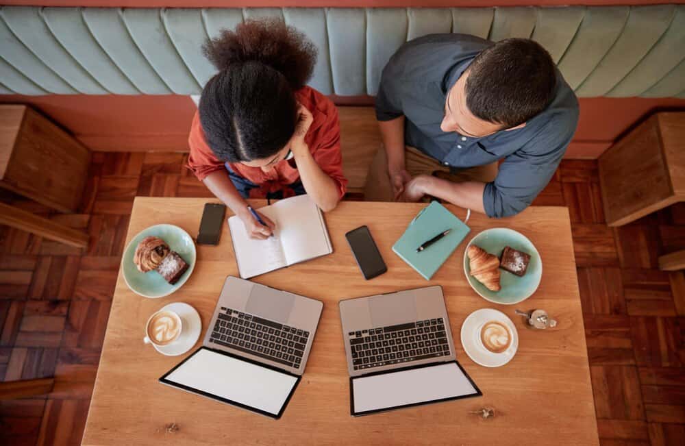 Desayunos empresariales: Conecta, aprende y haz crecer tu negocio