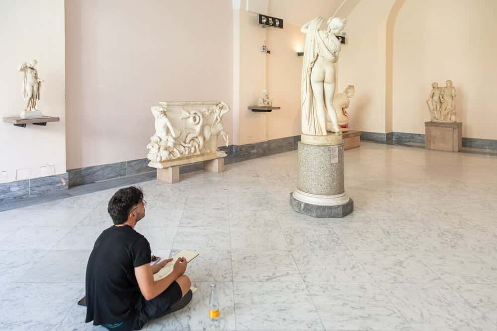 El Museo Romano se renueva con 70 obras de jóvenes artistas