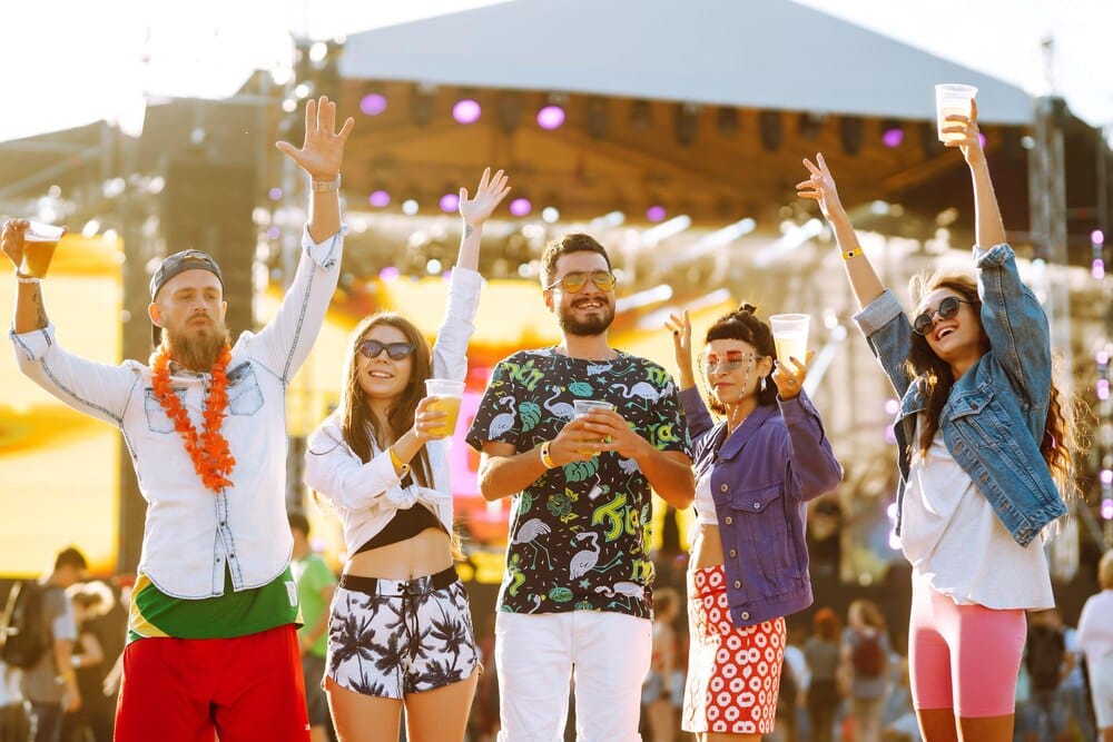 Hakuna Group Music llena el Recinto Ferial de Alcobendas