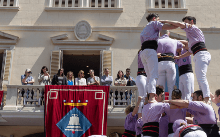 Vine a fer castells!