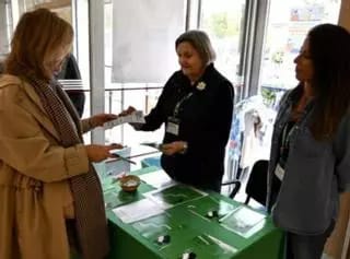 La AECC actúa contra el tabaco