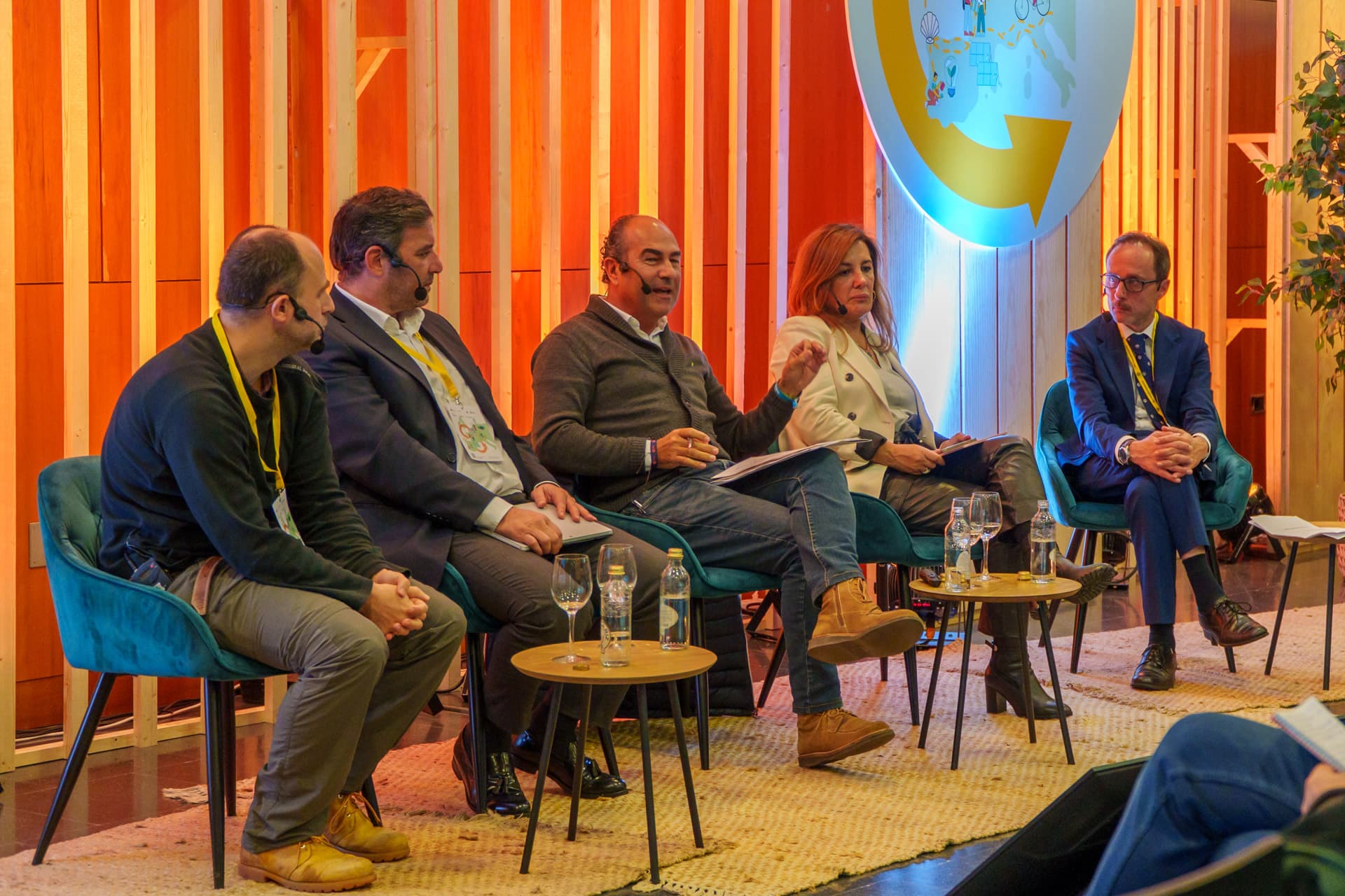 Mesa de Debate: Tasa turística: ¿A dónde va el dinero?