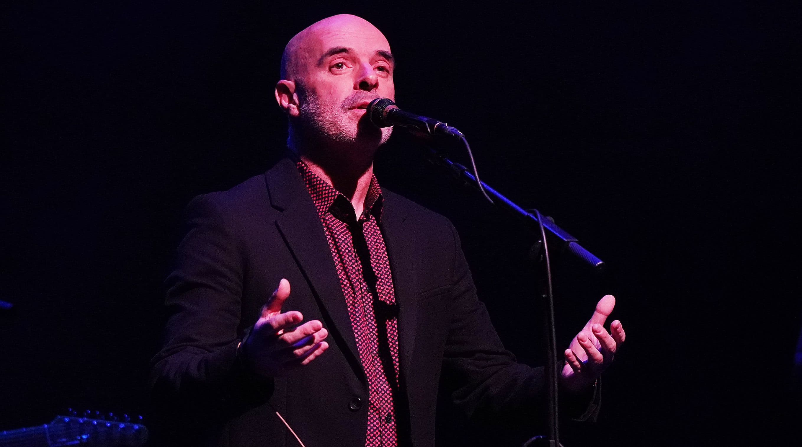 Presentación del libro 'Cancioneiro galego serodio' y conferencia de Xabier Díaz