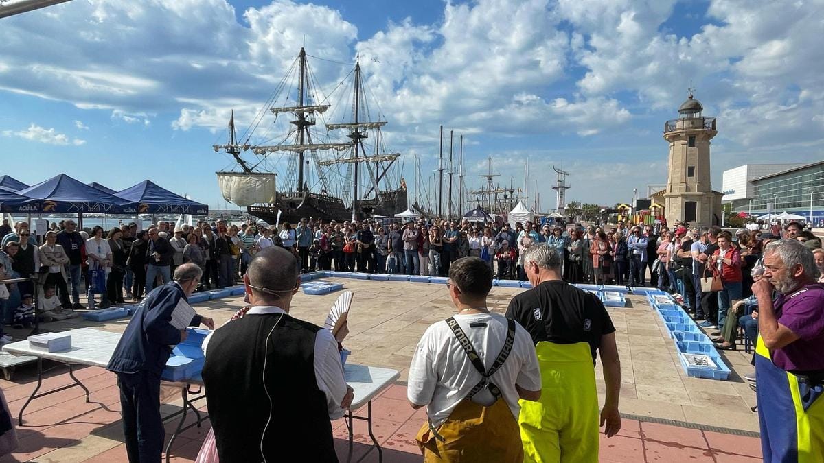 Subasta de pescado a la antigua usanza