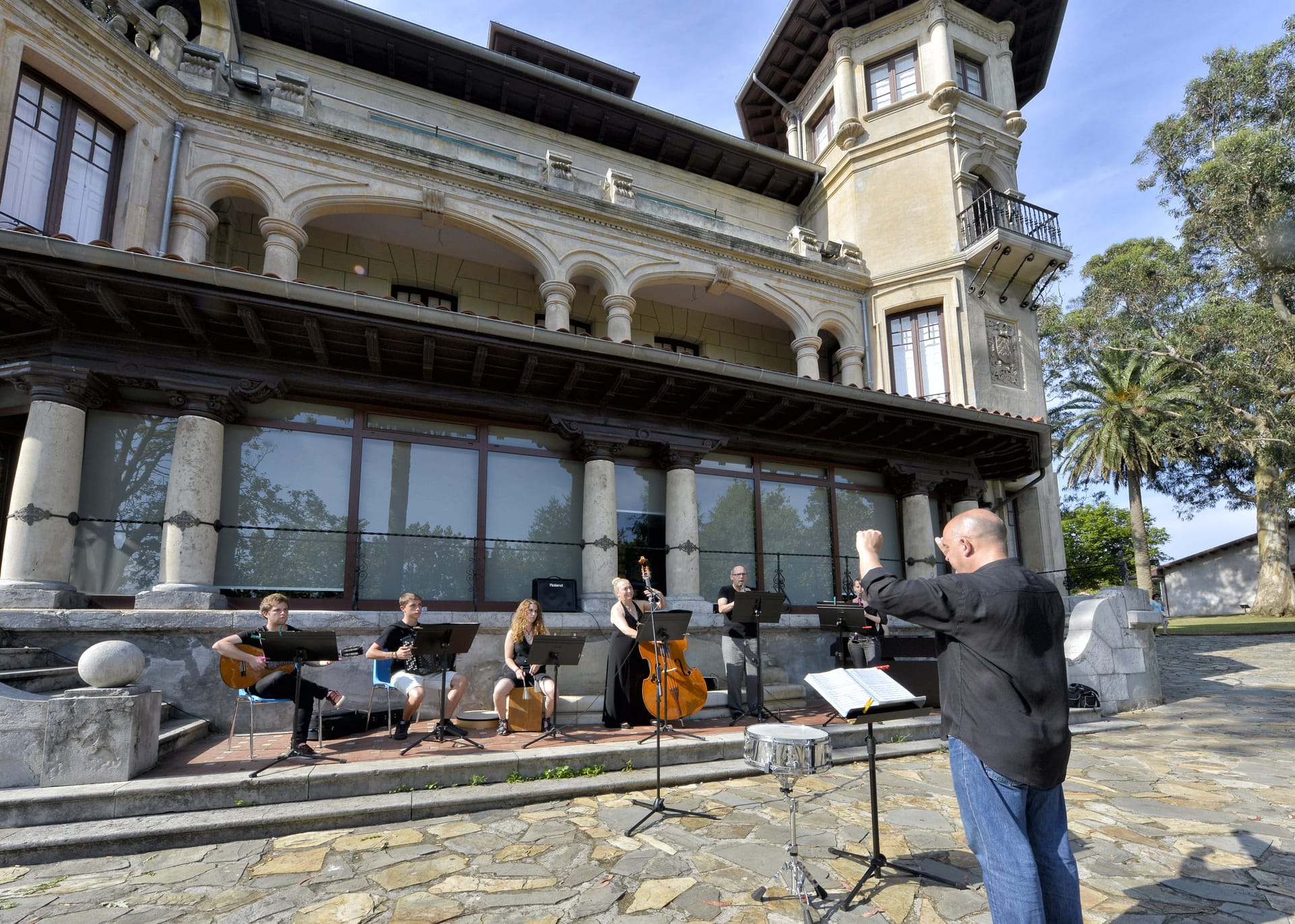 Encuentros musicales intergeneracionales