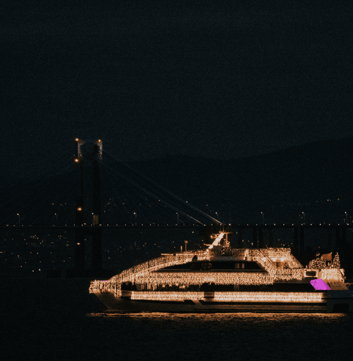 Cena a bordo de O Barco do Nadal de Vigo