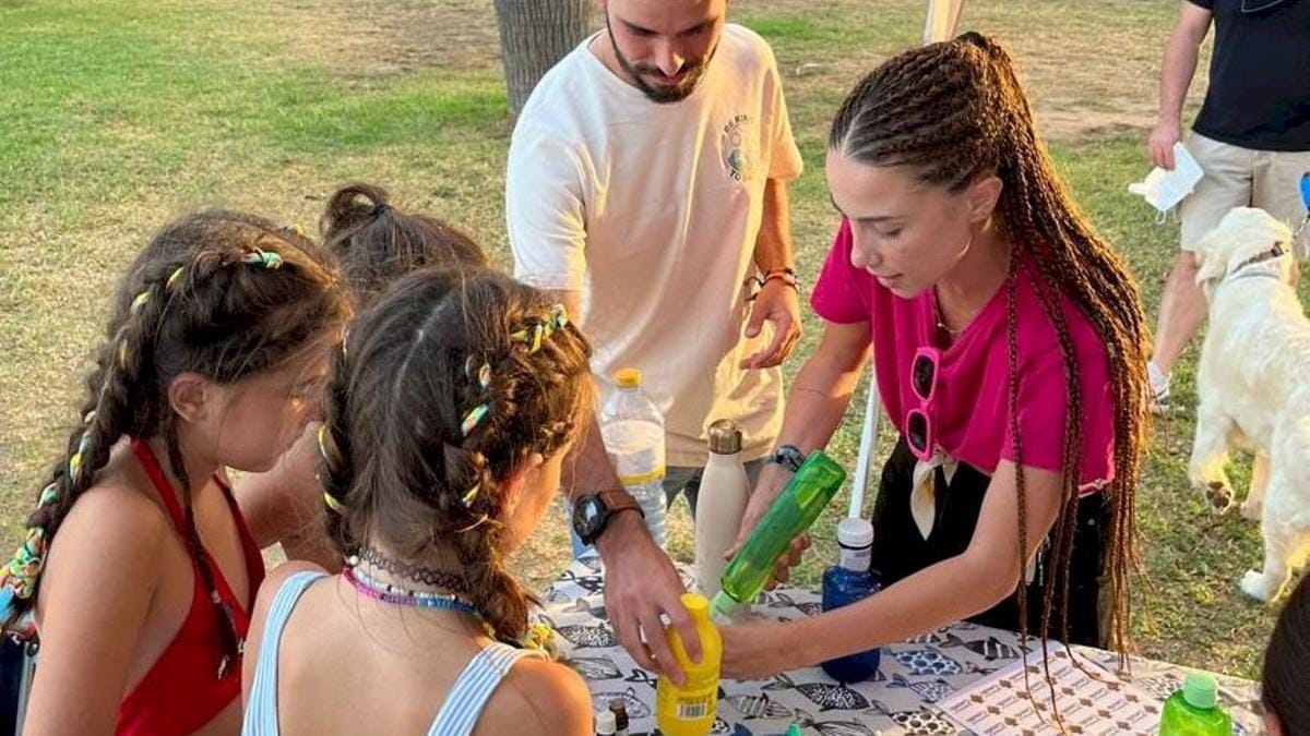 Jornada de limpieza de playas con motivo del Día Internacional del Cero Desecho