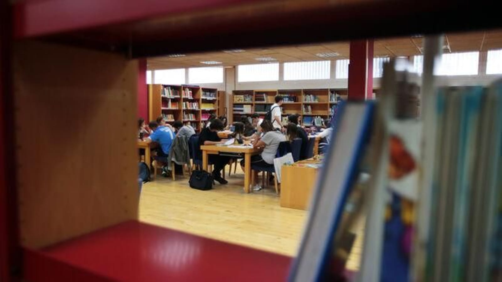 ‘Va de viñetas!! Los tebeos de la biblioteca’