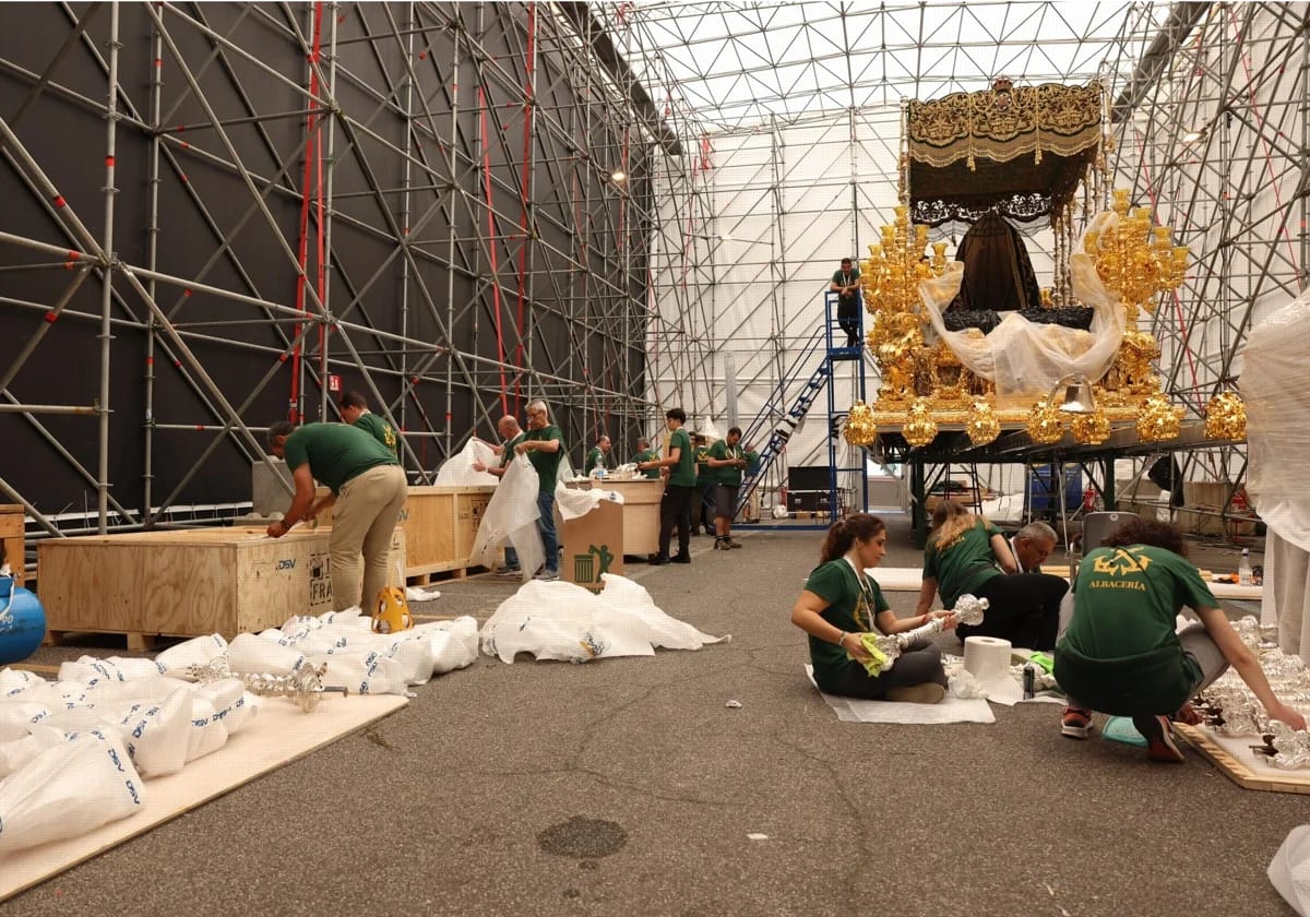 La Virgen de la Esperanza llega a Roma