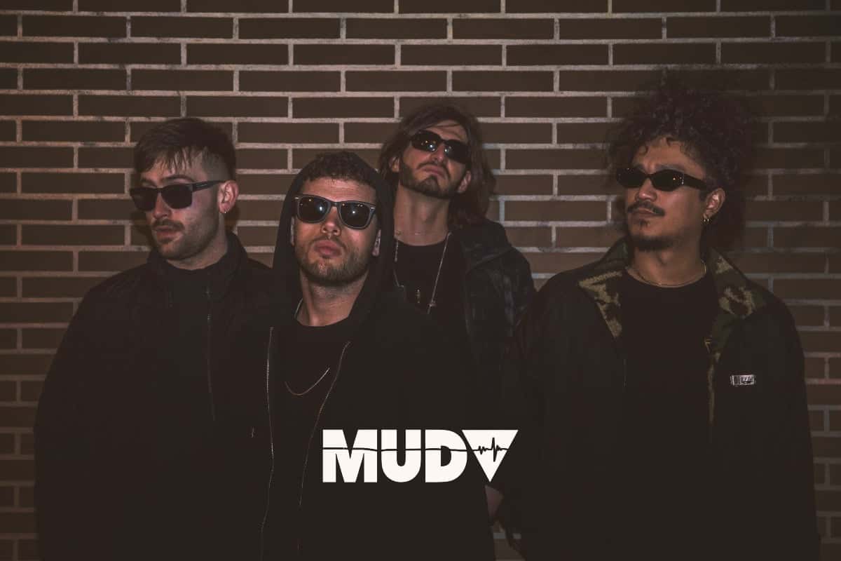 MUD en Sala Hangar 48