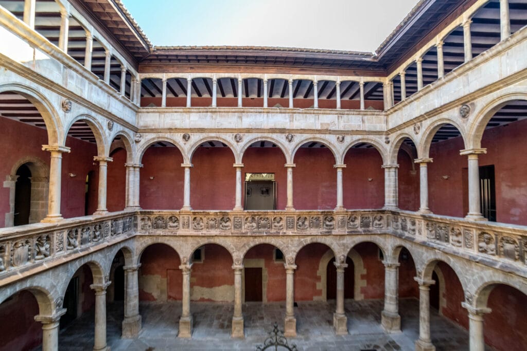 Visita gratuita a los Reials Col·legis i Centre d’Interpretació del Renaixement