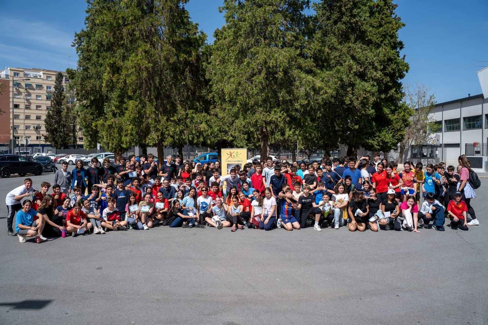 Carrera solidaria Instituto Padre Manj贸n