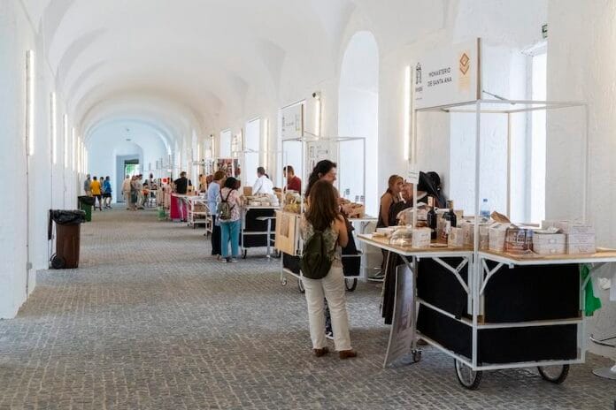 Mercado de Artesanía Alimentaria y de Productos Locales