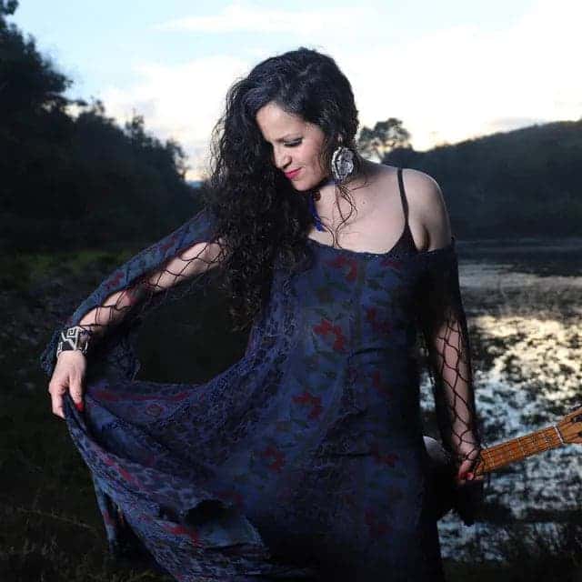 EVELYN CORNEJO