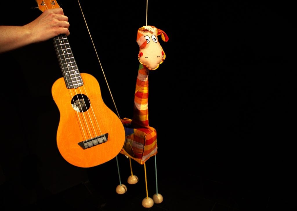 Taller bebés: ‘A la Jirafa Petronila le gusta el color lila’