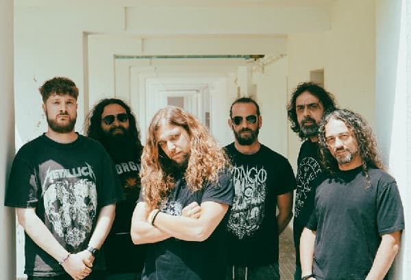 Concierto de Scarecröw, Rise of the Shadows y Musgo 981