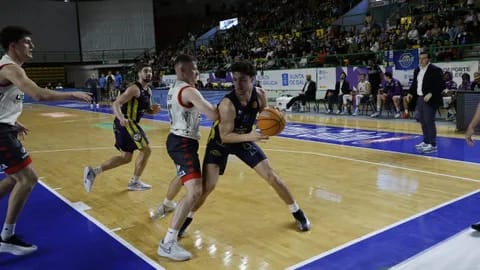 Pantalla gigante para el partido COB-Guipúzcoa