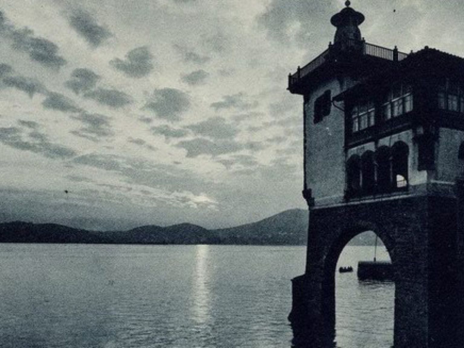 Kontatu erretratu hau