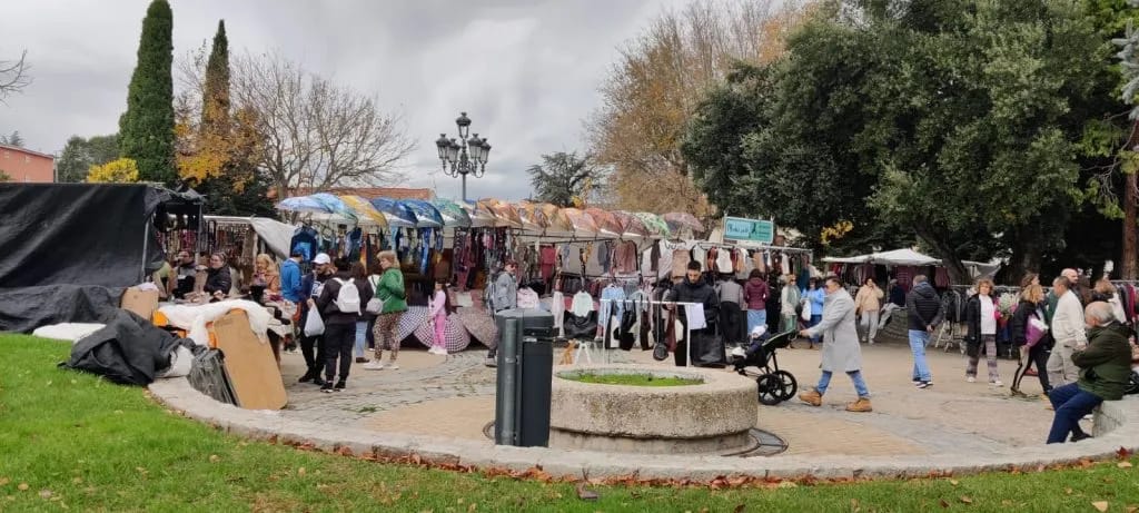 Mercadillo de los Caprichos
