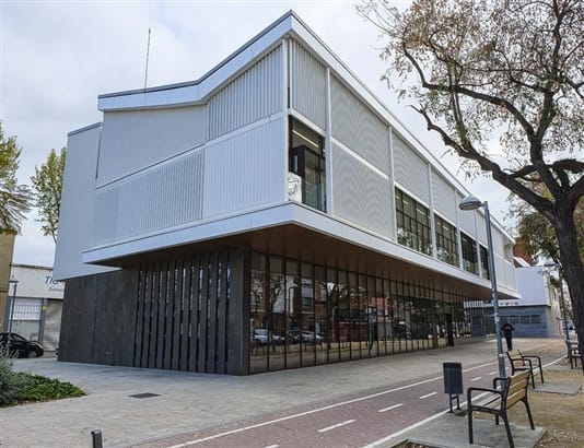 DISSABTES FAMILIARS: "Contes explicats amb els dits"