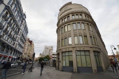 Desfile de moda prehist贸rica