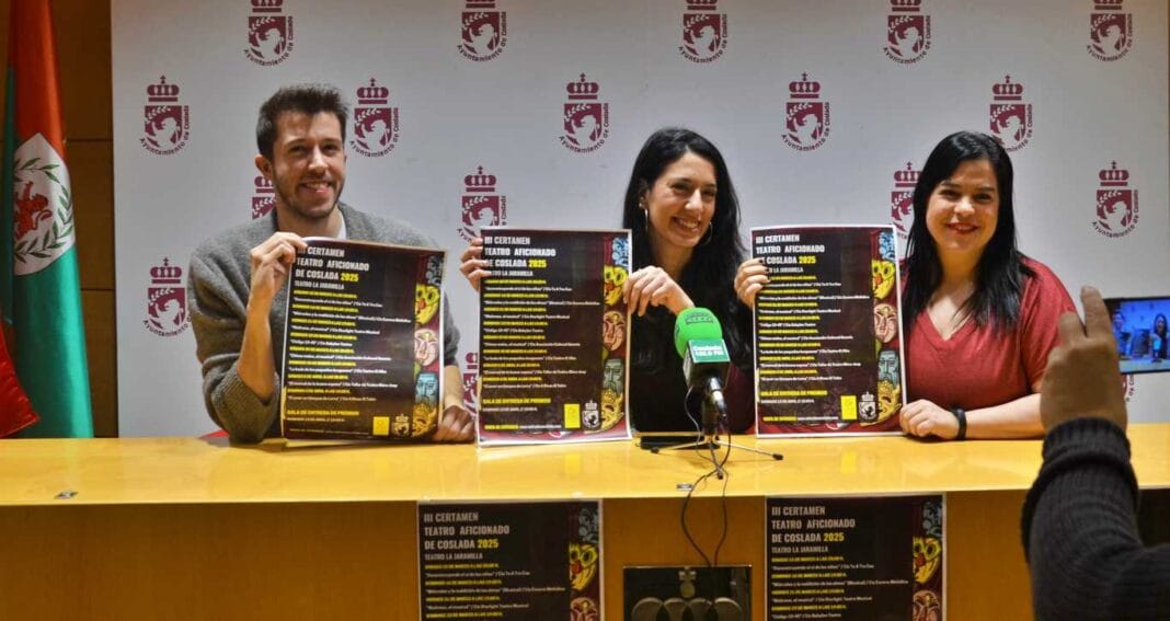 Representaci贸n de la obra ganadora del III Certamen de Teatro Aficionado de Coslada