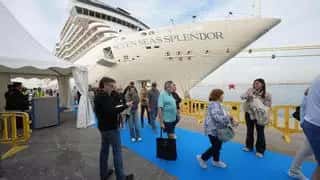 Llegada de crucero Deutschland a Castelló