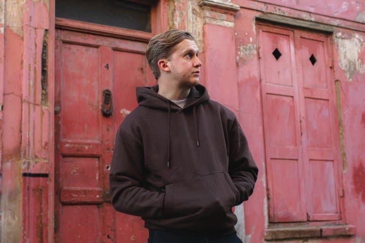 Chinois presents Max Dean