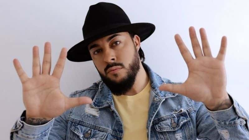 Gira 10 Aniversario de Galván Real