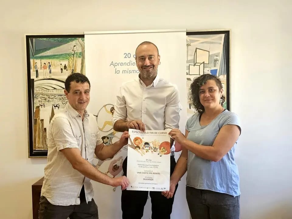 Espectáculo de Circo de Fin de Curso en la Plaza de La Llama