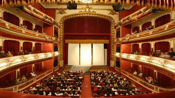 Sananda Maitreya en concierto