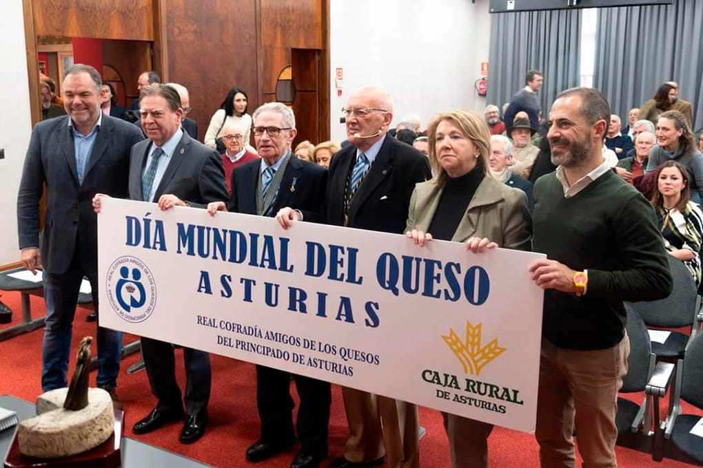 Reuni贸n plenaria de la Real Cofrad铆a Amigos de los Quesos