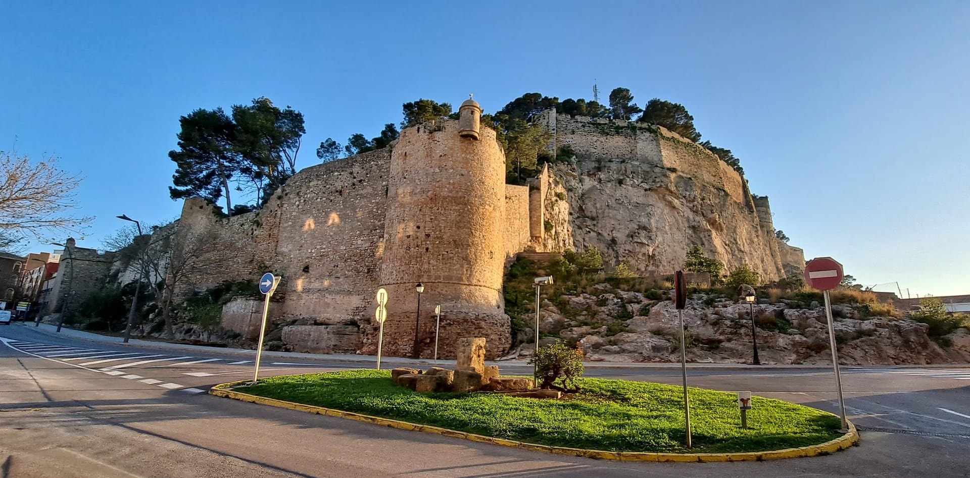 Visitas guiadas y apertura nocturna del Castillo de Dénia