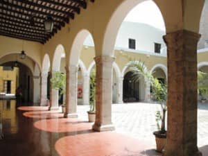 Casa de la Cultura del Mayab Leopoldo Peniche Vallado