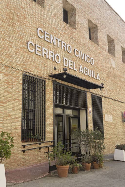 Centro Cívico Cerro del Águila