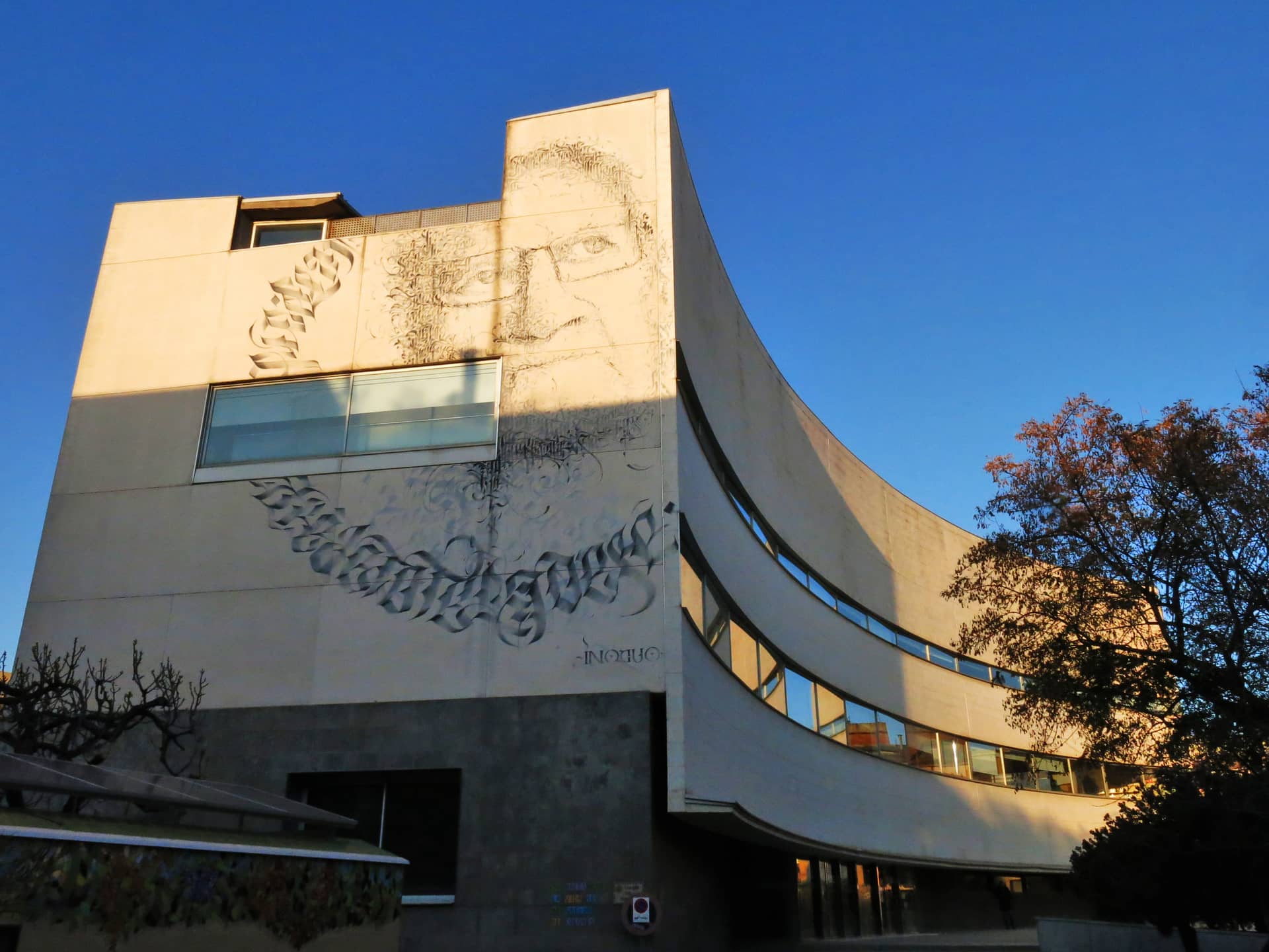 Biblioteca Central Jardí Can Sisteré