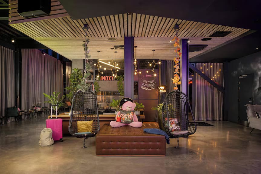 SpeedQuizzing at The Moxy