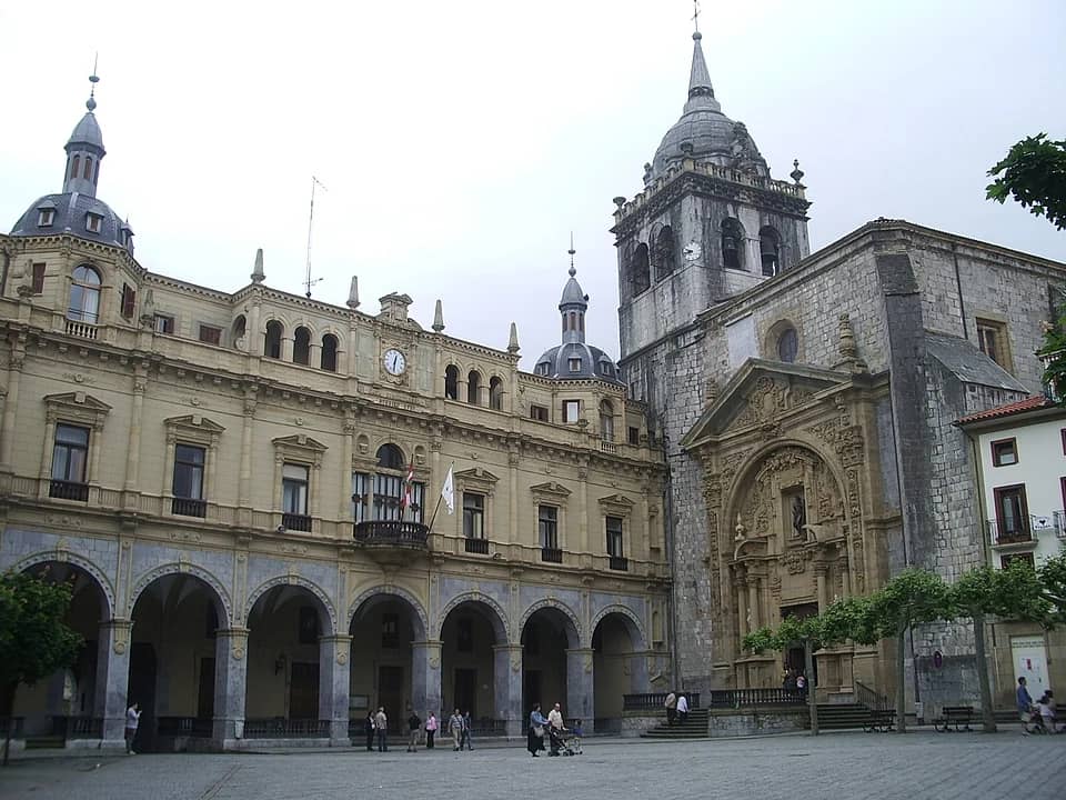 Oletako plaza