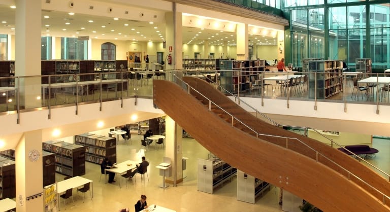 Mascaradas de invierno: rito, patrimonio y memoria