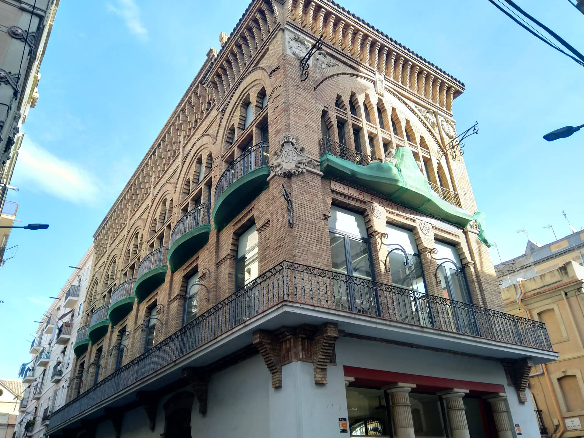 Biblioteca Barceloneta - La Fraternitat