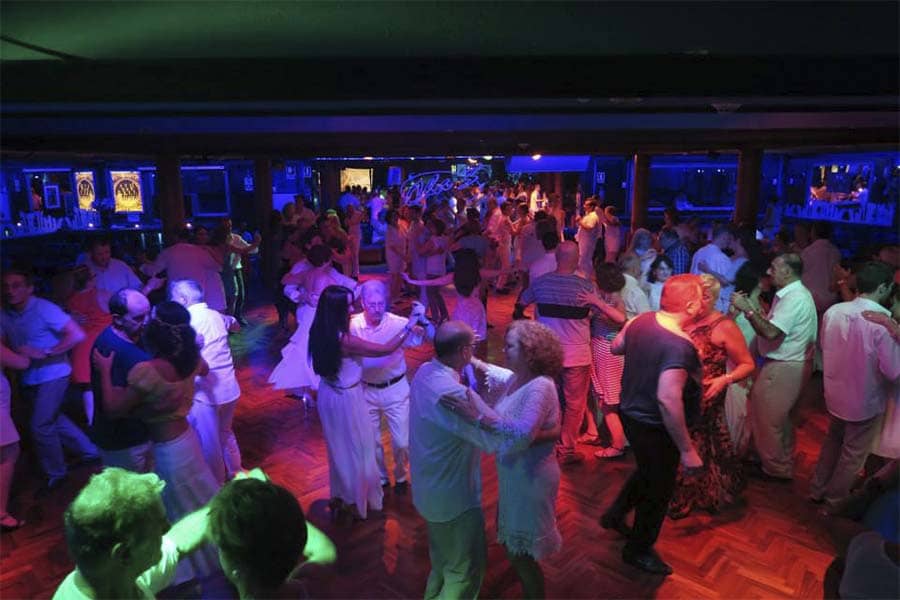 Cha3 Bailes de Salón