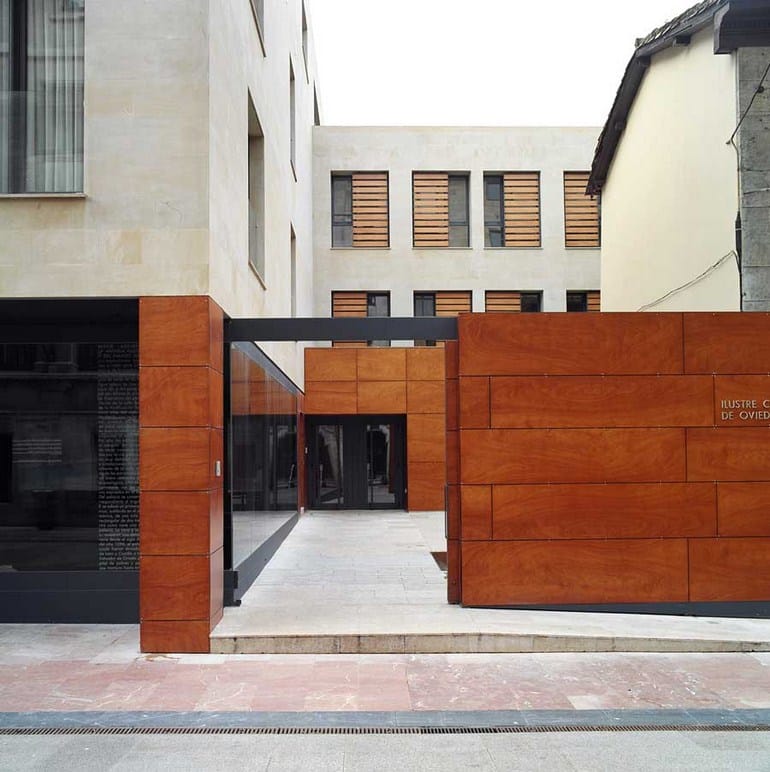 Descubriendo al Albeldense: la confecci贸n del abad Alfonso de Sahag煤n