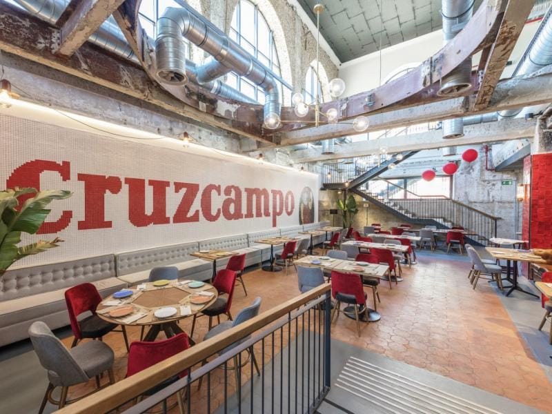 Música y tapas en Factoría Cruzcampo