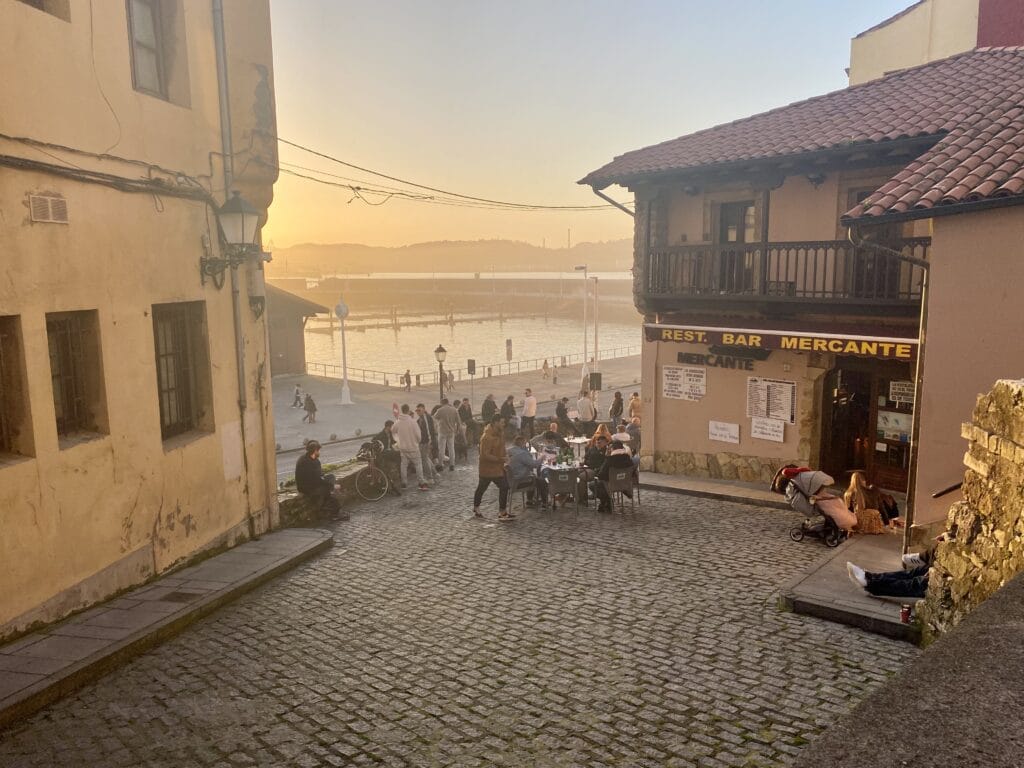 Fiestas de la Virgen de la Soledad en el Barrio de Pescadores